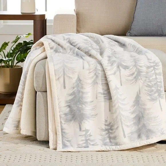 Better Homes & Gardens Printed Velvet Plush Faux Fur Soft Throw Blanket Oversize - Picture 2 of 3